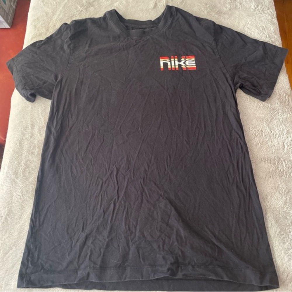 Nike Reverb logo Black Men's T-Shirt size Medium